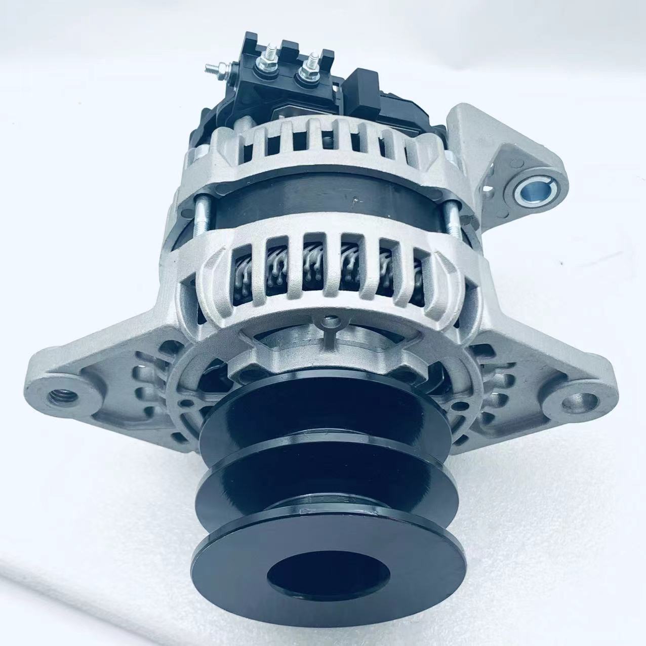 https://image.jumitop.cn/www.guanghao-machinery.com/2025/07/30/image_folder/发动机发电机 (4)_0KbrTgGc.jpg